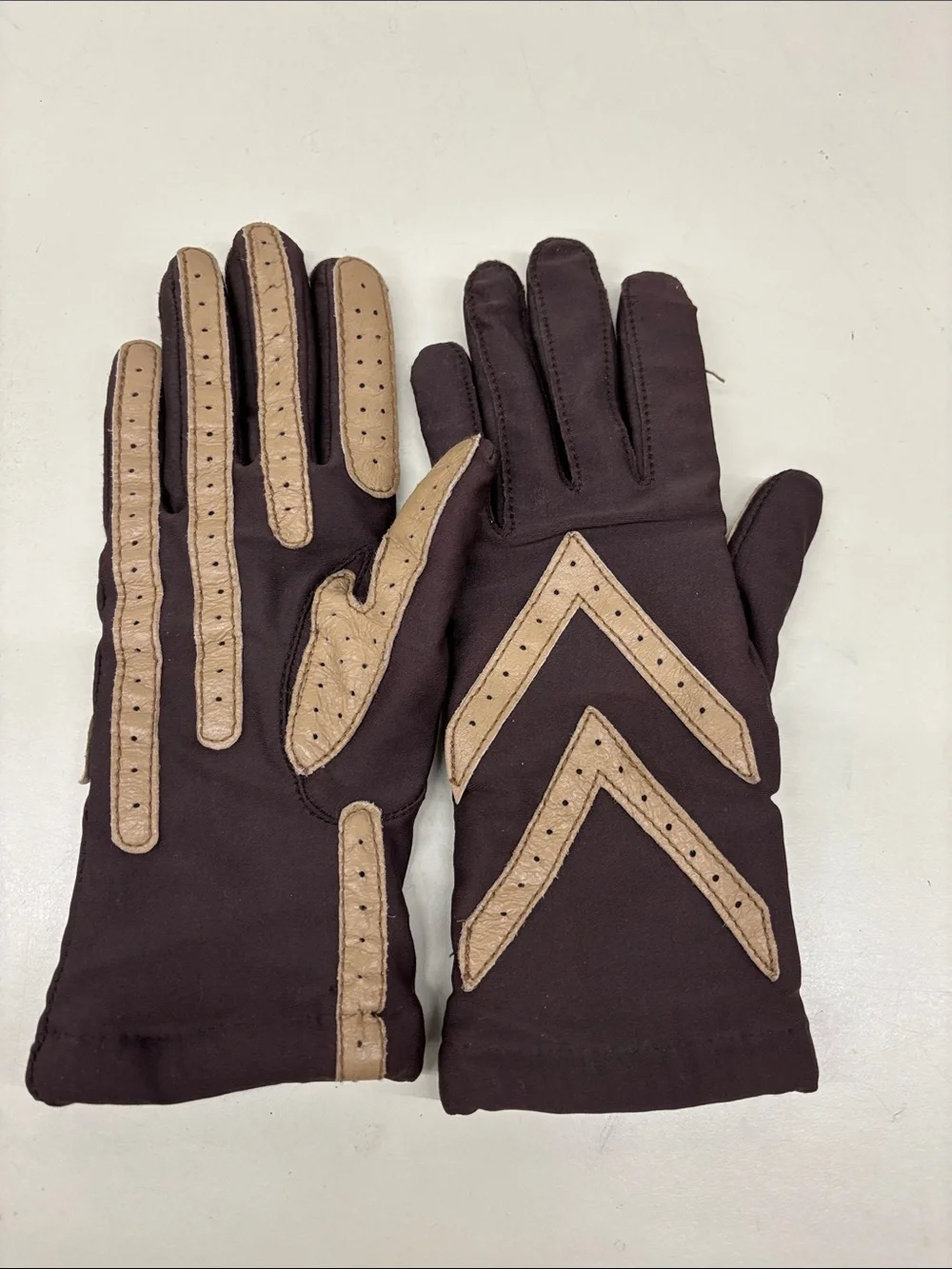 Vintage Isotoner Brown Two-Tone with Tan Accents Women's